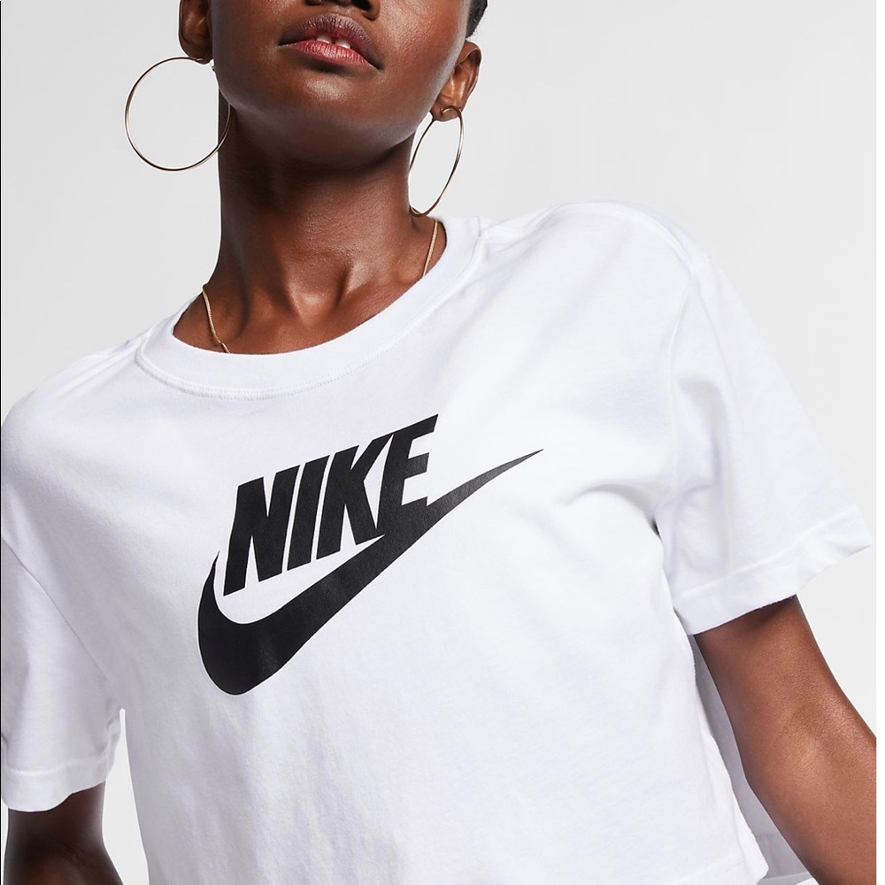 NIKE | White Cropped Top - Picture 3 of 5